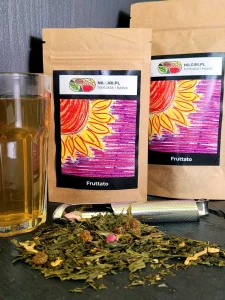 FRUTTATO - Herbata zielona z dodatkiem paków róż, kwiatów słonecznika oraz rodzynek